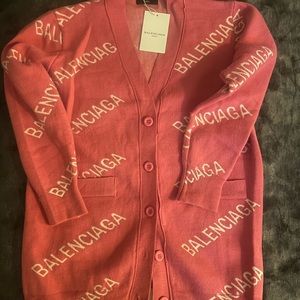 Designer Sweater PERFECT QUALITY! GREAT FIND! Arrives BEFORE Valentines!